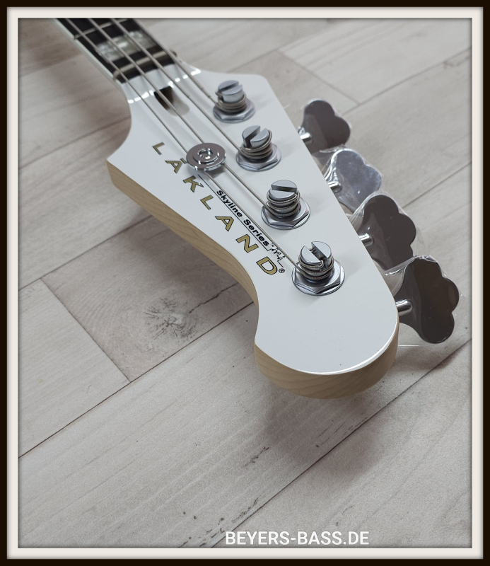 Lakland Skyline Decade, White Gloss